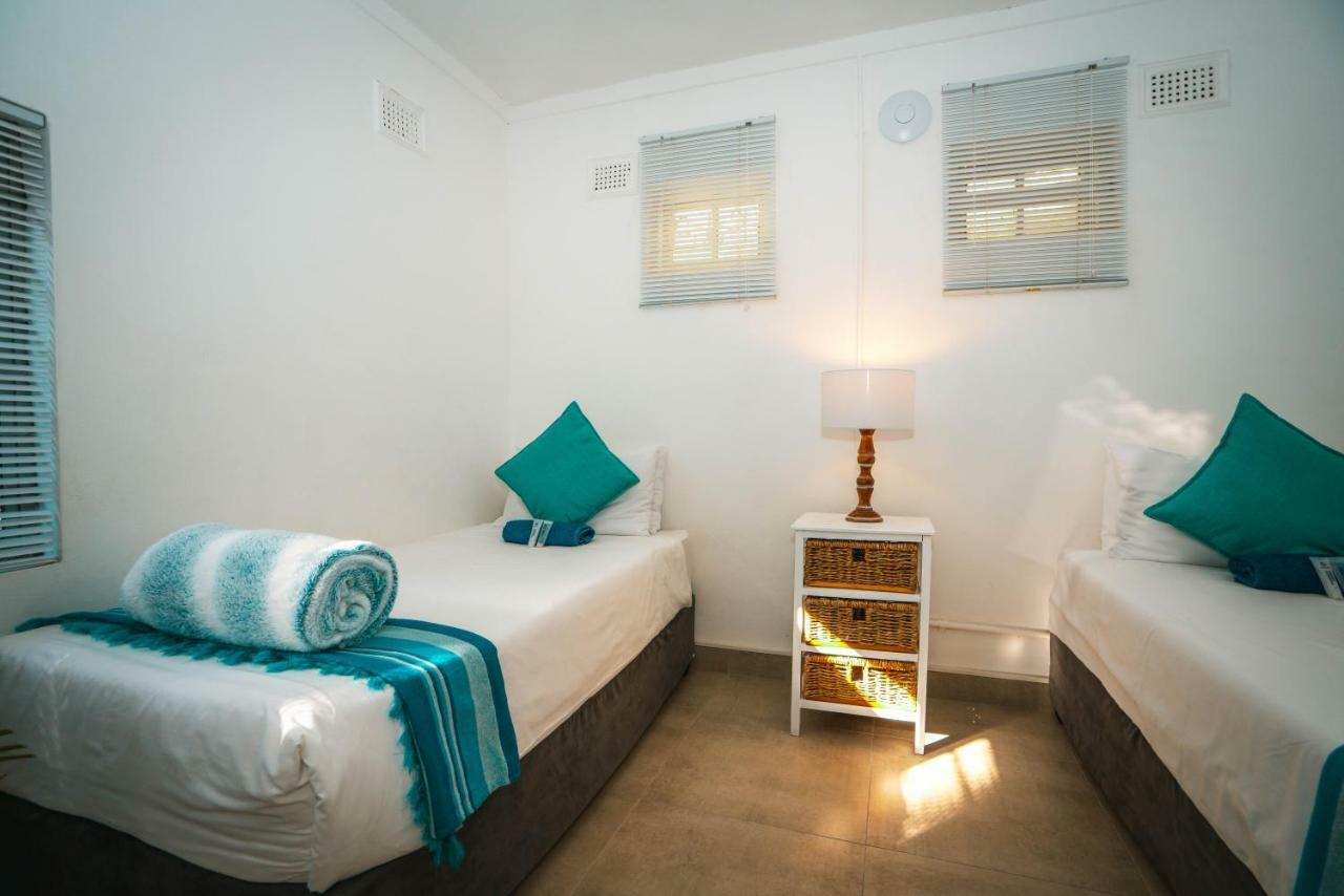 Surf Motel 움들로티 외부 사진